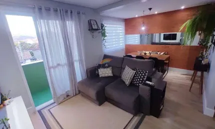 Apartamento semimobiliado de 03 dormitórios, sala ampla e integrada a cozinha, churrasqueira, sacada, Canudos, Novo Hamburgo-RS.
