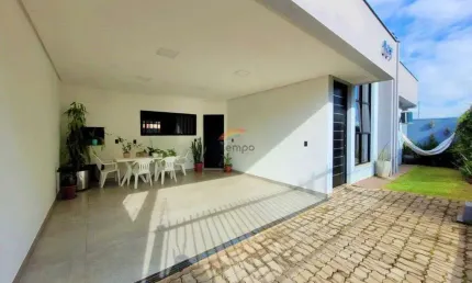 BELA CASA PLANA SEMIMOBILIADA COM 03 DORMITÓRIOS, SENDO 01 SUÍTE NO BAIRRO IMIGRANTE EM CAMPO BOM!