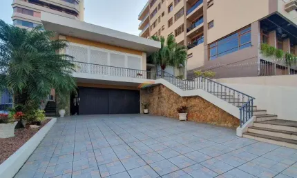 2 casas em um terreno, no Bairro Vila Rosa de Novo Hamburgo