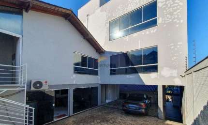 Prédio comercial no Bairro Ipiranga da Cidade de Campo Bom