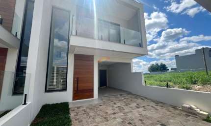 Casa nova/construção com 3 dormitórios sendo 3 suítes, no Bairro Bela Vista de Estância Velha/RS