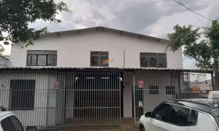 Excelente prédio comercial no bairro Boa Saúde com 404m² construídos, Novo Hamburgo-RS.