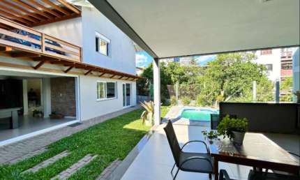 EXCELENTE CASA COM 3 SUÍTES NO BAIRRO RIO BRANCO - NH