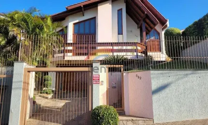 Casa com 3 quartos à venda na Rua Áustria, 582, Petrópolis, Novo Hamburgo