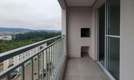 Apartamento novo em andar alto com 2 dormitórios  e 01 garagem.
