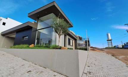 Casa Residencial de 3 quartos no bairro Alto Horizonte