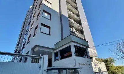 Cobertura Duplex com 2 suítes e 2 vagas de garagem no Centro