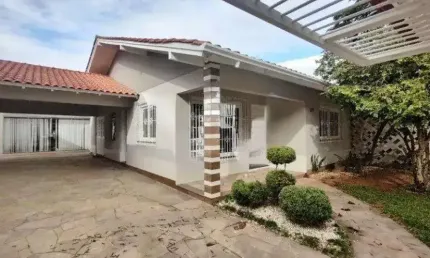 Casa com 2 quartos para alugar na Rua Rui Barbosa, 303, Industrial, Novo Hamburgo