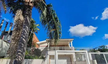 Casa com 3 quartos para alugar na Rua São Luiz Gonzaga, 807, Guarani, Novo Hamburgo