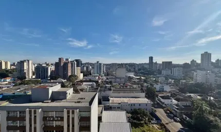 Apartamento andar alto no centro - 2 dormitórios, churrasqueira, vaga de garagem, infra