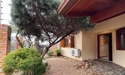 Casa plana com piscina em campo bom - bairro imigrante norte.