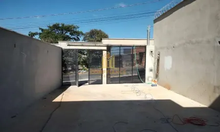 Casa Geminada para Venda em Contagem, Xangrilá (Justinópolis), 3 dormitórios, 1 suíte, 2 banheiros, 2 vagas