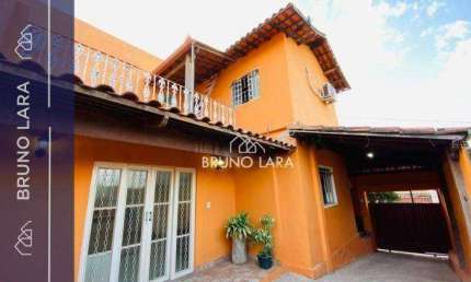 Casa com 5 dormitórios à venda, 200 m² por R$ 550.000,00 - Tereza Cristina - São Joaquim de Bicas/MG