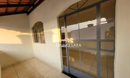 Casa disponível para locação no bairro Padre Eustáquio - Igarapé/MG.