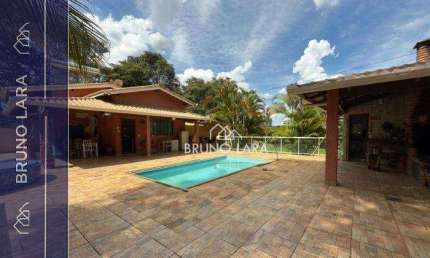 Casa à venda em Betim MG - Condomínio Vale do Cedro