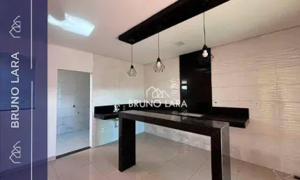 Casa disponível para locação no Bairro Novo Horizonte - Igarapé/MG.