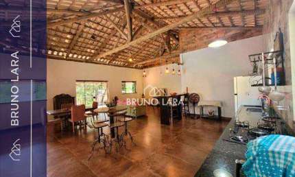 Casa disponível para locação no bairro Varginha, Mateus Leme-MG.