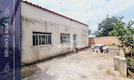 Casa para locação no bairro Bom Jardim, em Igarapé.