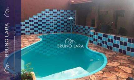Casa com 4 dormitórios à venda, 157 m² por R$ 950.000,00 - Três Poderes - Igarapé/MG