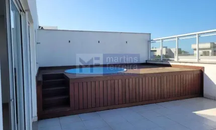 Excelente cobertura a  venda no bairro Recreio dos Bandeirantes  5 Suítes, 6 Vagas, 330M².