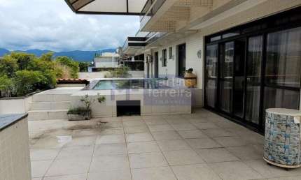 Cobertura a venda no bairro Recreio dos Bandeirantes 3 Quartos sendo 1 suíte, 3 Vagas, 389M².