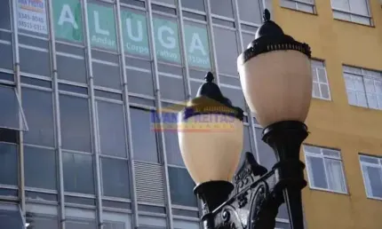 Excelente Andar Corporativo em Localização Estratégica em Curitiba
