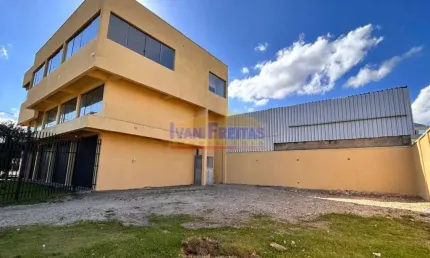 Sala comercial com 4 salas para alugar na Avenida Marechal Floriano Peixoto, 9789, Boqueirão, Curitiba