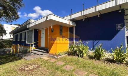 Ótima Oportunidade para Locação - Casa Residencial/Comercial na Rua Júlio Perneta, Merces &#x2013; Curitiba