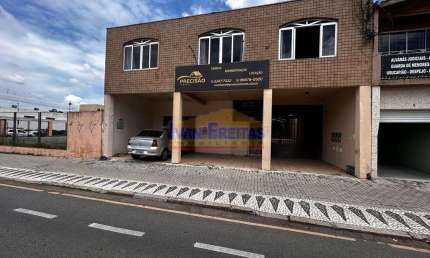 Loja para alugar, 60.00 m2 por R$2900.00  - Capao Raso - Curitiba/PR