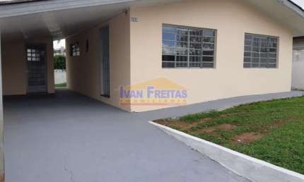 Casa com 2 quartos para alugar na Rua Antônio Dalmarco, 423, Fazendinha, Curitiba