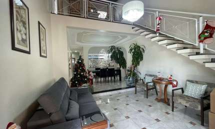 Casa com 3 quartos à venda na Rua Nanci Evangelista, 55, Jardim Alvorada, Valinhos, 240 m2 por R$ 1.040.000