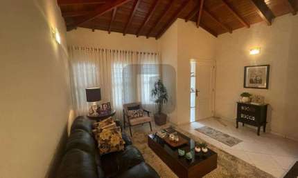 Casa em condomínio fechado com 3 quartos à venda na Rua Campos Salles, 2535, Vila Faustina II, Valinhos, 223 m2 por R$ 1.100.000