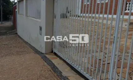 Casa com 3 quartos à venda na Rua Tomás Ribeiro, 175, Vila Nogueira, Campinas, 195 m2 por R$ 720.000