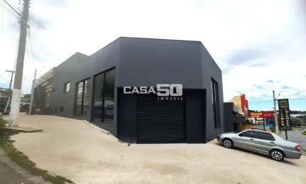Barracão / Galpão / Depósito para alugar na Avenida Independência, 201, Vila Olivo, Valinhos, 140 m2 por R$ 11.000