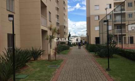 Apartamento com 2 quartos para alugar na Avenida Governador Pedro de Toledo, 596, Bonfim, Campinas, 55 m2 por R$ 2.400