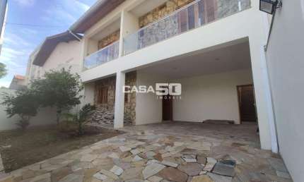 Casa com 3 quartos à venda na Rua Rogério Carnielli, 51, Jardim Carlos Lourenço, Campinas, 210 m2 por R$ 1.590.000