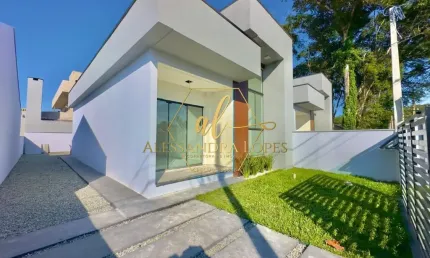 Casa com Amplo espaço de Terreno na Quinta dos Açorianos em Barra Velha-SC