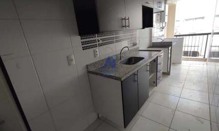 Apartamento com 3 quartos para alugar na Avenida São Guilherme de Norwich, Anil, Rio de Janeiro
