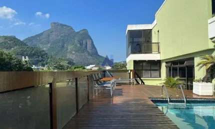 Cobertura Duplex com Vista 360° Deslumbrante da Pedra da Gávea