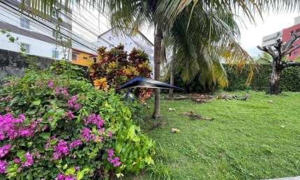 Casa com 5 quartos à venda no Piatã, Salvador 