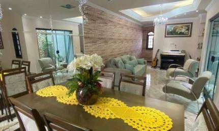 Casa com 2 dormitórios à venda, 198 m² por R$ 650.000,00 - Parque Residencial Jaguari - Americana/SP