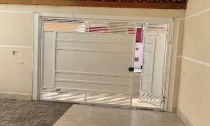 Casa com 2 dormitórios à venda, 120 m² por R$ 450.000,00 - Parque Nova Carioba - Americana/SP