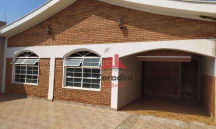 Casa com 3 dormitórios à venda, 195 m² por R$ 700.000,00 - Jardim Santa Rosa - Nova Odessa/SP