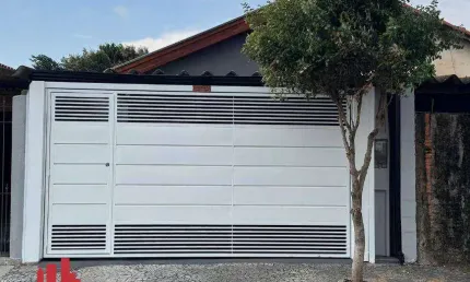 Casa à venda por R$ 360.000 - Vila Azenha - Nova Odessa/SP