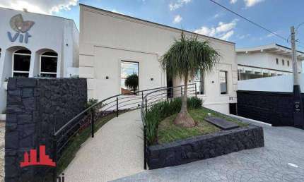 Casa comercial com 7 salas para alugar na Rua Uruguai, Jardim Girassol, Americana