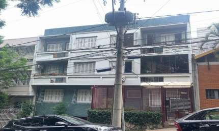 Apartamento com 3 quartos para alugar na Rua Mariante, 317, Rio Branco, Porto Alegre