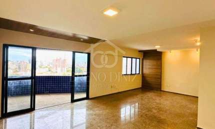 Apartamento com 3 dormitórios à venda, 136 m² por R$ 740.000,00 - Varjota - Fortaleza/CE