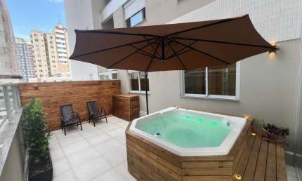 Garden Mobiliado com Jacuzzi | 2 Dorm (1 Suíte) | 2 Vagas + Hobby Box | Campinas – São José/SC