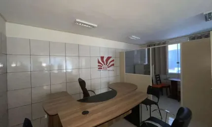 Sala comercial para alugar na Rua Doutor Flores, 62, Centro Histórico, Porto Alegre por R$ 1.400