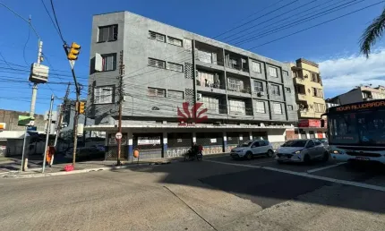 Ponto comercial para alugar na Avenida Farrapos, 2051, Floresta, Porto Alegre por R$ 2.100